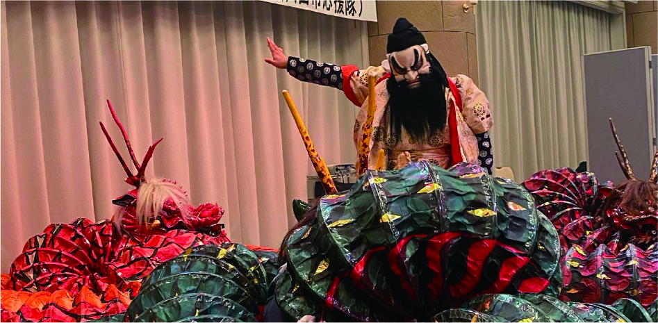 石見神楽のご披露（動画でご覧いただけます）